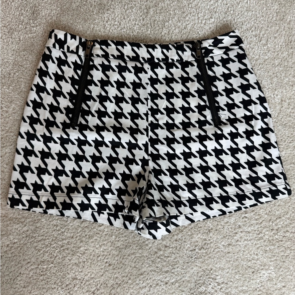 Zara Black and White Houndstooth High Waist Shorts